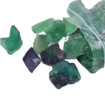 China China 2022 Wholesale Natural Healing Green Fluorite Rainbow Crystals Raw Stone And Rock 3-5Cm for sale