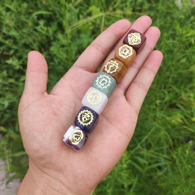 China Wholesale 2022 China Crystals Quartz Healing Stone 1.5CM 7 Seven Chakra Colors Gemstone Crystal Cube Crystal Block for sale