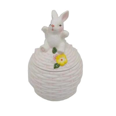 China Europe Hot Sale Easter Ornament Easter Gifts and Decoration Ceramic Bunny Cookie Jar With Lid for Easter Decoration for sale