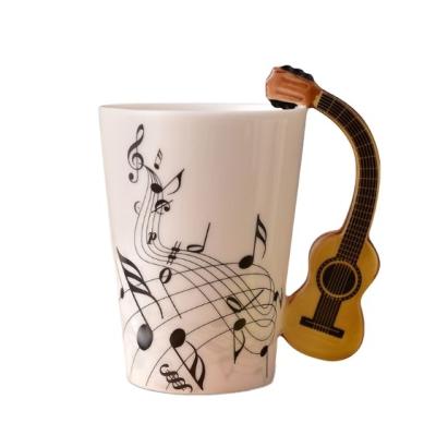 China 3D Cartoon Violin Music Mug Milk Cup Violin Music Coffee Mug Viable Magic Ceramic Creative Mug for sale