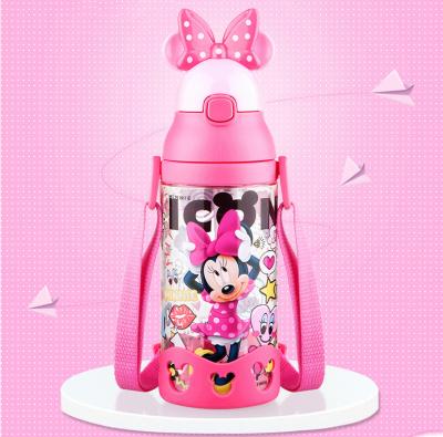 China Viable Mouse Cartoon Student Water Bottle Kid 750ml Deluxe Plastic Tritan Water Bottle With 520ML Straw for sale