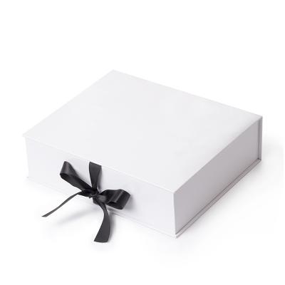 China Biodegradable High Grade Custom Luxury Logo Printed Full Color Book Shaped Gift Box With Ribbon For Jewelry / Cosmetics And Gift Wrapping for sale