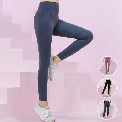 China New Style Breathable Women's Yoga Fitness Running Outdoor Sports Mid Rise Waist Yoga Tight Panties for sale