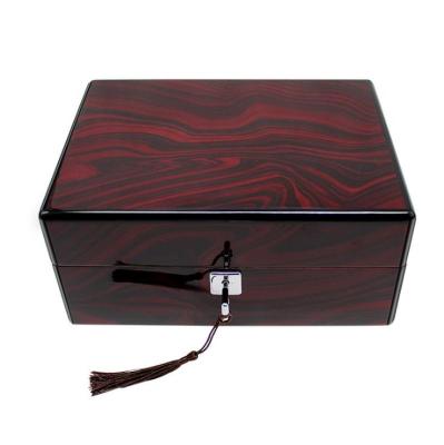 China Luxury New Arrival Wooden Watch Case Gift Packing Box Watch Storage Display Case Small MOQ Wooden Watch Boxes for sale