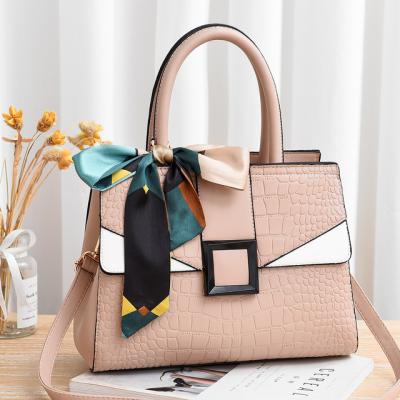 China Fashion Factory Price New 2021 Hot Sale Women Handbags High Capacity Hangbags For Women Luxury Fashion Simple Handbags for sale