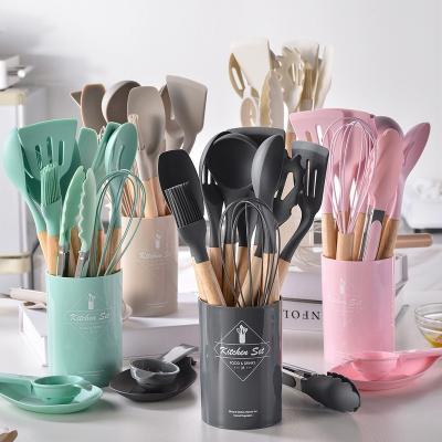 China Viable Wholesale Silicone Kitchenware Cookware Set 14 Pcs Kitchen Tool Kit Cookware Set With Storage Box for sale