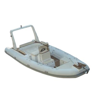 China Luxury Fiberglass 7m RIB Boat Sailing Yachts Made In China Manufacturer for sale