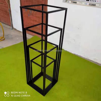 China Black Gorgeous Romantic Road Lead Display Stand PillarPlinth For Event Party Decoration for sale