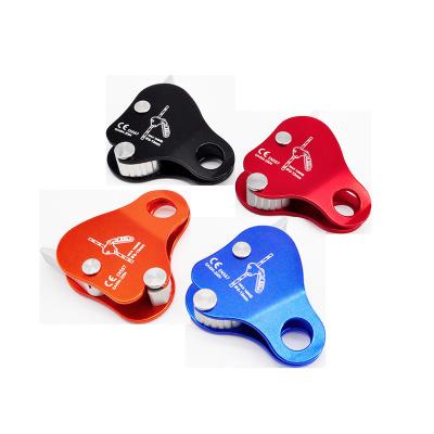 China Custom Outdoor Aluminum Multicolor Climbing Anti-falling Device Suitable For Mountaineering Anti-collision A Self-locking Device for sale