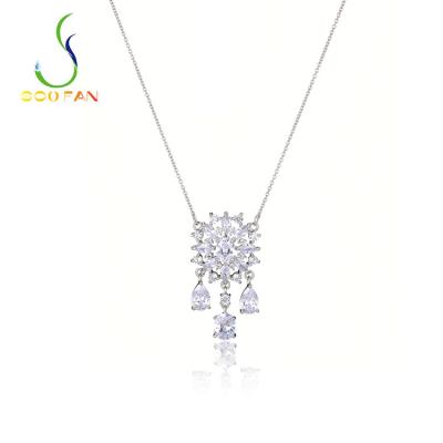 China Environmentally Friendly Romantic Flower CZ Zircon Rhodium Plated Zinc-Copper Alloy Necklace For Woman for sale