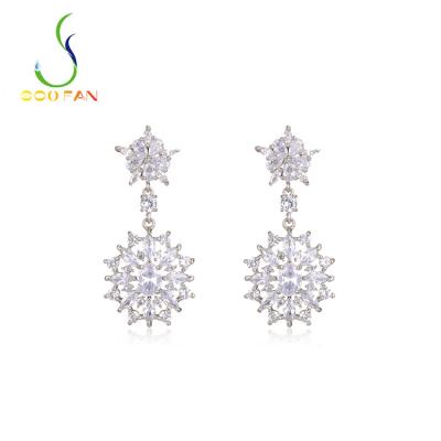 China Environmental Friendly Fashion Flower CZ Zircon Rhodium Plated Zinc-Copper Alloy Stud Dangle Earrings For Woman Claw Setting Jewelry for sale