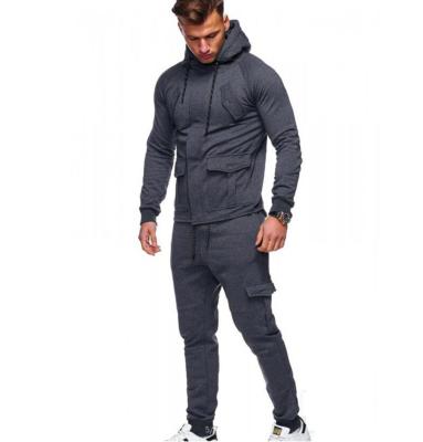 China Custom Mens Breathable Sweatshirt And Cargo Pants Jogging Zipper Workout Clothes Tracksuits With Cargo Pockets 2 Piece Set for sale