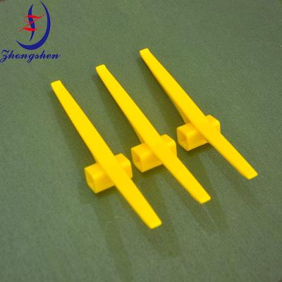 China U Shaped Egg Scratcher For Poultry Farm Egg Collection System for sale