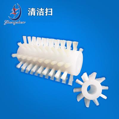 China Poultry Husbandry Equipment Clean Brush For Layer Chicken Cage for sale