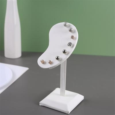 China Fashion Elegance Luxury Simplicity Crescent Earrings Jewelry Display Stand Creative Small Earrings Jewelry Storage Rack Earrings Display Rack for sale