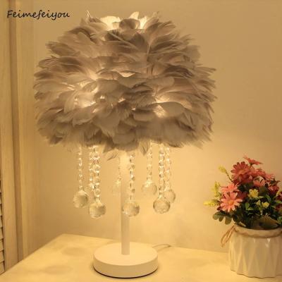 China Modern Table Lamps For Modern Bedroom Feather Desk Lamp Living Room Bedroom Bedside Decoration Indoor Lighting Night Lights for sale