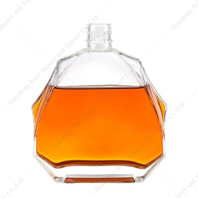 China Wholesale Price Fancy Design Glass Bottle Whiskey Brandy Whiskey Tequila Rum Bottle Transparent Empty Glass Beverage Bottle for sale