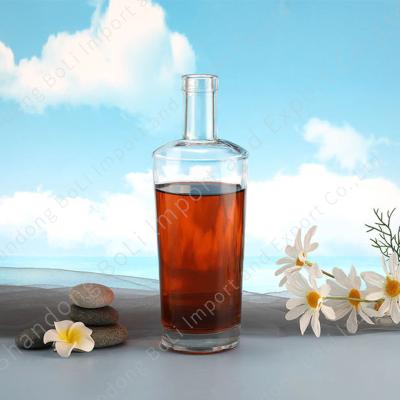 China Custom Empty Beverage Glass Bottle Vodka Spirit Wine Bottle 200ml 375ml 500ml 700ml 750ml 1000ml For Liquor for sale