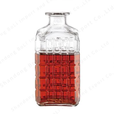 China Wholesale Black Empty 1000ml Liquor Bottle Glass Jet Water Wine 1 Liter Beverage 16 Ounce Glass Bottle With Cork for sale