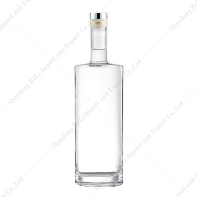 China Beverage Maker 330ml 700ml Vodka Whiskey Glass Custom Sized Bottles From Professional Manufacturers for sale