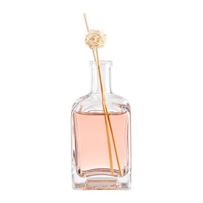 China Gift & Luxury Glass Reed Bottle Diffuser Professional Price Perfume Nice Craft Manufacture for sale