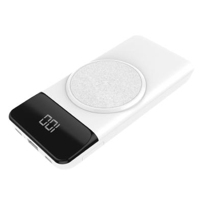 China 2022 15W QI Wireless Charging Innovation Trending PD 15 Watts 3 In 1 Portable 10000mah Magnetic Cordless Power Bank With Bracket for sale