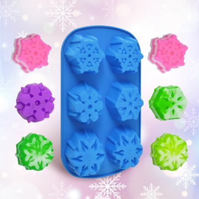 China 6 Cavity Christmas Silicone Snowflake Sustainable Non-Stick Christmas Silicone Mold Cake Molds Cookie Trays for sale