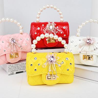 China Cross 2020 Small - Body Fashion Girls Handbags Little Girls Mini Bag Pu Leather Sling Handbag for sale