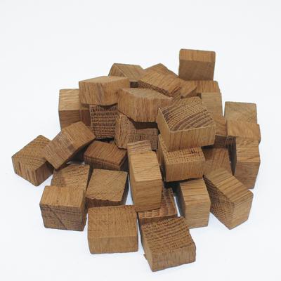 China Wine Aging Durable Using Good Quality Oak Whiskey Wood Chip Low Price Appropriate Prices for sale