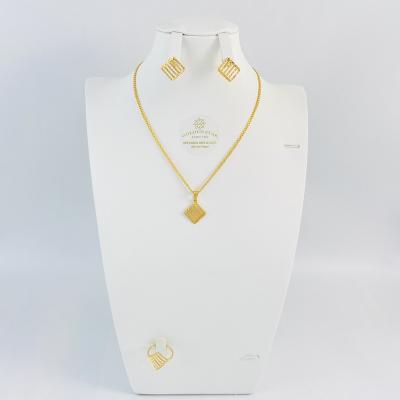 China CLASSIC Statement Jewelry Gold Star Pendants Necklaces Fine Jewelry For Wedding for sale