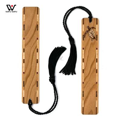 China Vintage Wood Education Markers Classic Hollow Bookmark For Chinese Gifts Gifts for sale