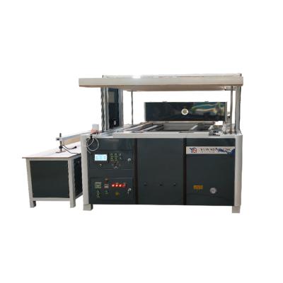 中国 Hot Sale Thermoforming PC+ABS Luggage Vacuum Forming Machine 販売のため