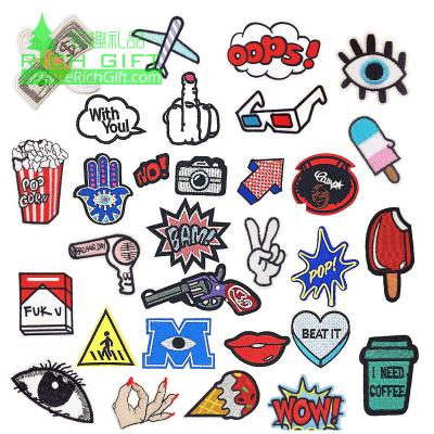 China OEM 3D Embroidered Stitching Badge Patches Indian Ingot Basketball Logo Japan Dinosaur Vietnam Embroidery Patch Designs For Costumes for sale