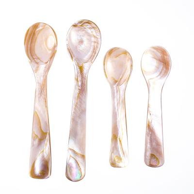 China Pearly Spoon of Viable Natural Freshwater Shell Caviar Shell Spoon Set for sale