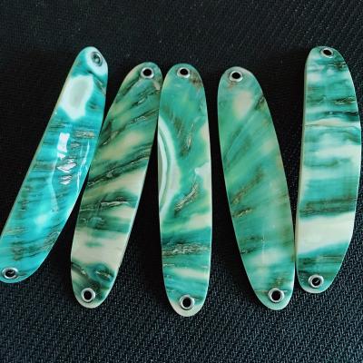 China Fishing Tools 80mm Natural Fish Products Burgor Shell Spoon Fishing Lure for sale