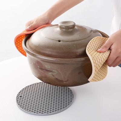 China Circular Cup Stocked Silicone Mat MJ Kitchen Instruments Table Mat Pan Heat Resistant Dish Mat Heat Resistant for Home Use for sale