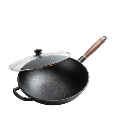 China Durable Cast Iron Wok Barbecue Chinese Wok Outdoor Wok With Wooden Handle for sale