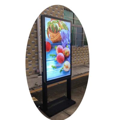 China IP66 Outdoor Ultra Thin Aluminum Portable Outdoor Stand LED Digital Signage LCD Displays for sale