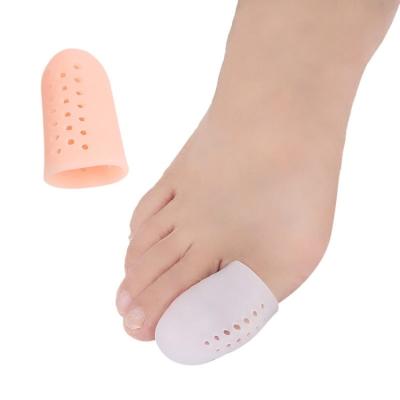 China Large Toe Wear Protective Cover For Men And Women Toe Separator With Hole Toe Cover for sale