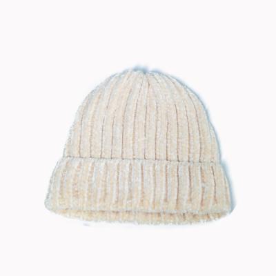 China Cheap White Chenille Beanie Soft Other Winter Hats From Chenille Professional Manufacturing Picture for sale