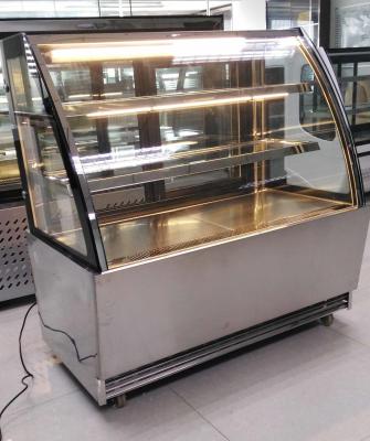 China Stand CE Certificate Pastry Display Showcase Refrigerator With Three Layer for sale