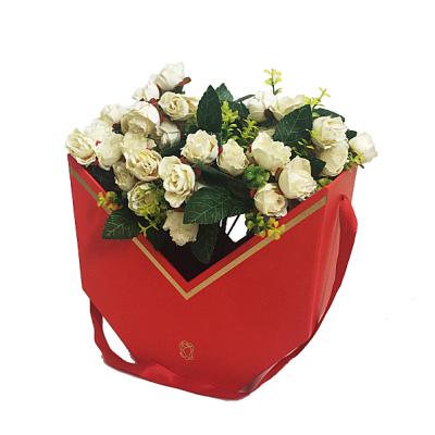 China Customized Handmade Flower Basket Fashion Flower Box Portable Flower Packaging Box With Handle for sale