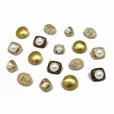 China Sustainable Sewing Accessory Pearl Coat Buttons Wholesale Custom Shape Zinc Alloy Gold Embossed Metal Clothes Buttons Garment Buttons Shirt for sale