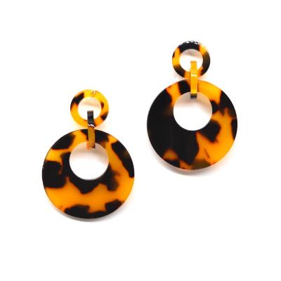 China Designer CLASSIC Bohemian acrylic handcrafted earrings resin leopard popular brands drop elegant boho fashion large earrings for women for sale