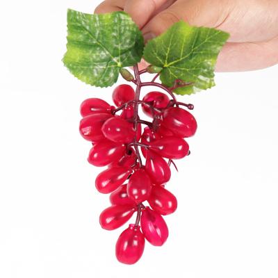 China Wedding High Simulation Crafts Plastic Fake Hydrangea Wreath Artificial Fruit Fruit Grape for sale