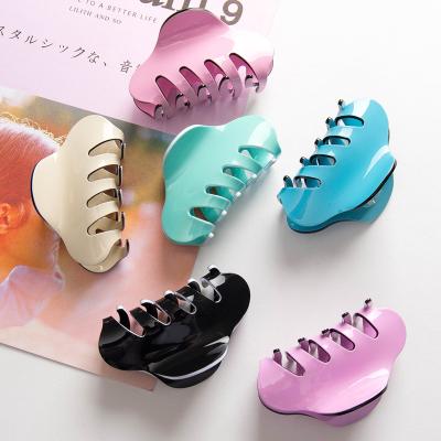 China Newest Yucat Large Acrylic Hair Clips Candy Color Grab Disc Hair Claw High Quality Hair Accessories For Women for sale