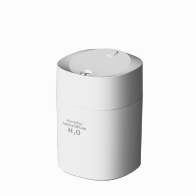 China Simple Humidifier WYWD OEM Mini Humidifier Car Humidifier With Portable Protection Against Dry Burning Function for sale