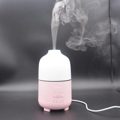 China New Model Car Portable Mini Aroma Diffuser Aromatic USB Aroma Essential Oil Diffuser and Air Filter for sale