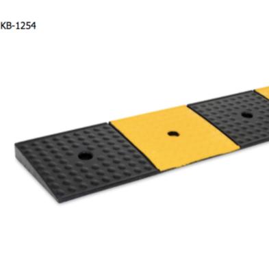 China 1000*250*40mm black yellow rubber curb rubber ramp,car rubber ramps,road curb ramp for sale