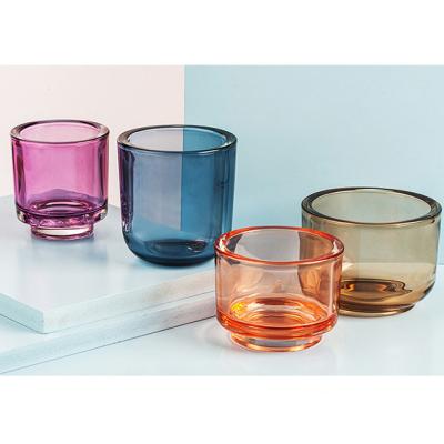 China Eco-friendly Recyclable Luxury Home Style Candle Jar Glass Candle Holder For Home Decor Table Cylinder Glass Candle Holder for sale